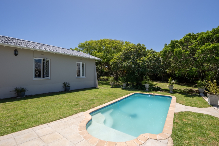 4 Bedroom Property for Sale in Upper Robberg Western Cape